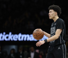 Kaiyun-白热化！特拉奥雷外线开炮三分穿针 帮助篮网扳平比分